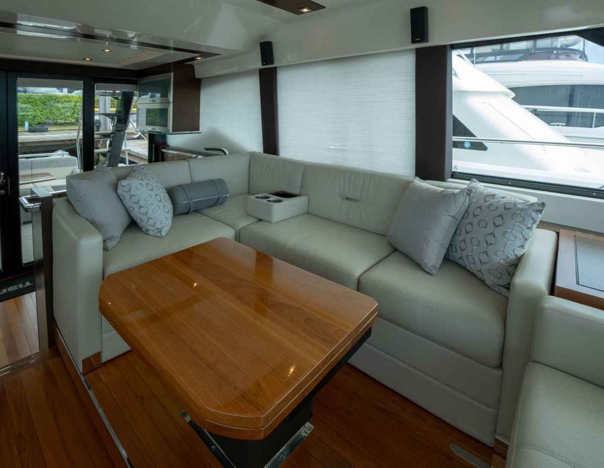 2017 Tiara Yachts 53 