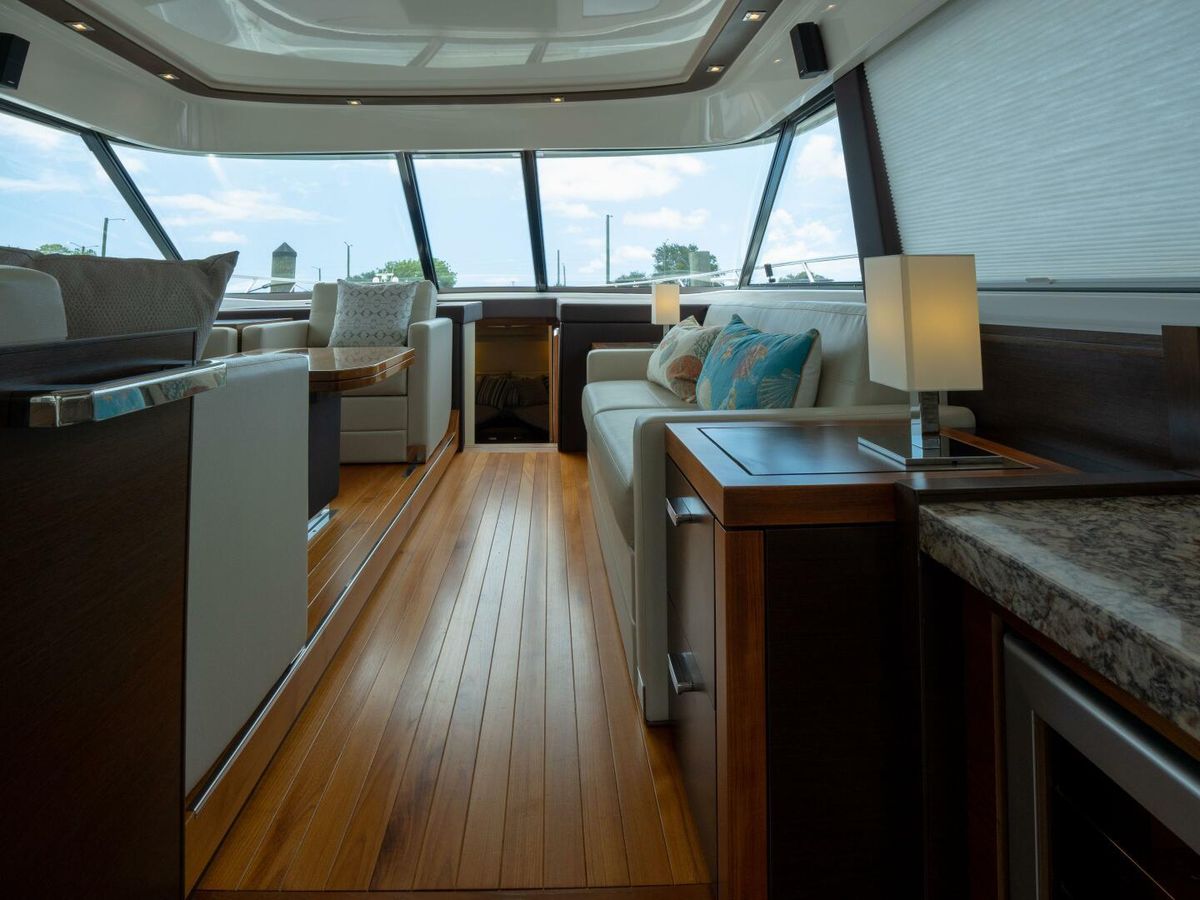 2017 Tiara Yachts 53 
