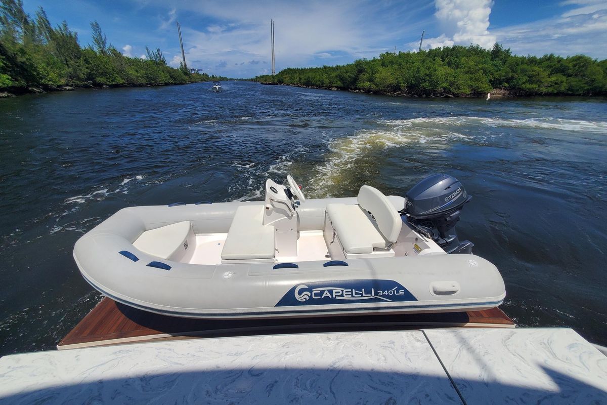 2017 Tiara Yachts 53 