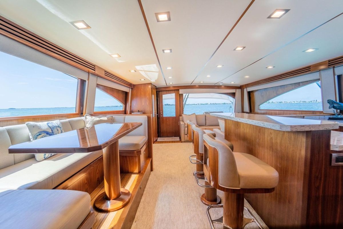 2018 Viking 72 