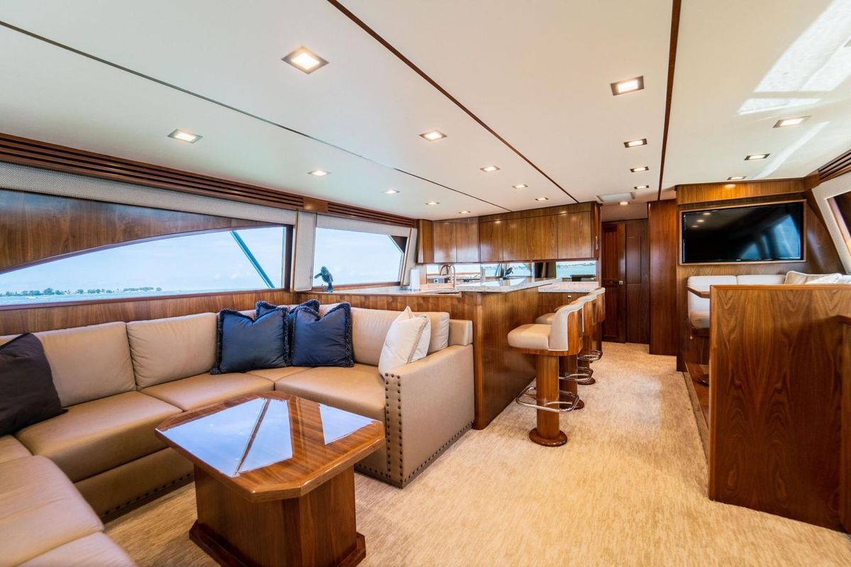 2018 Viking 72 