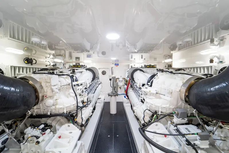 Wrapped Up Yacht Photos Pics 72 Viking