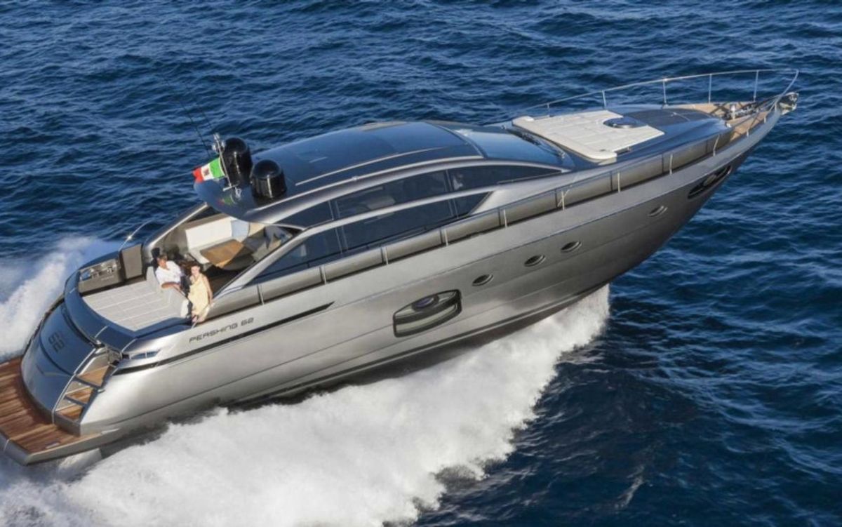 2020 Pershing 65 