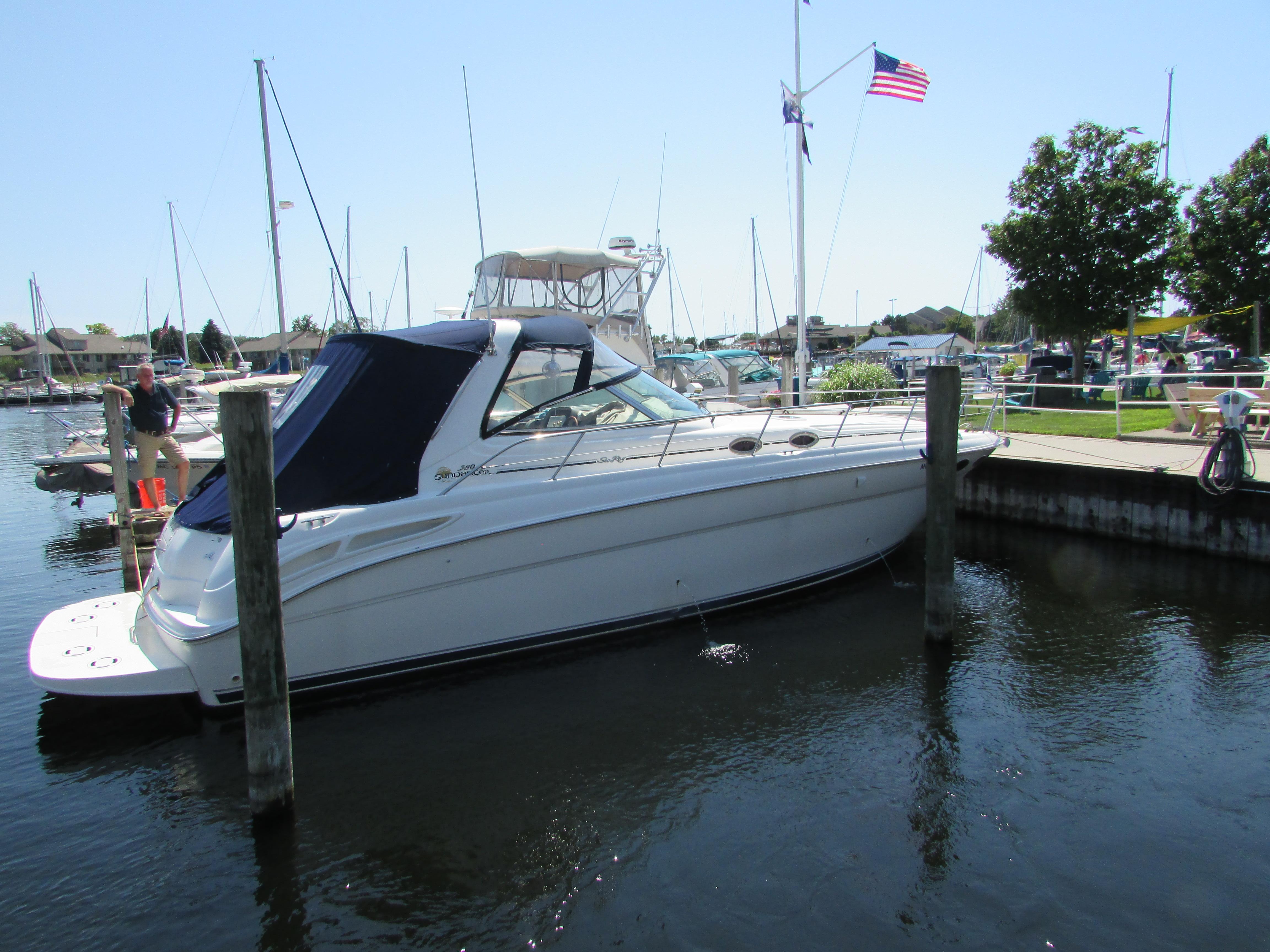 2000 Sea Ray 380 Sundancer Motor Yacht for sale - YachtWorld