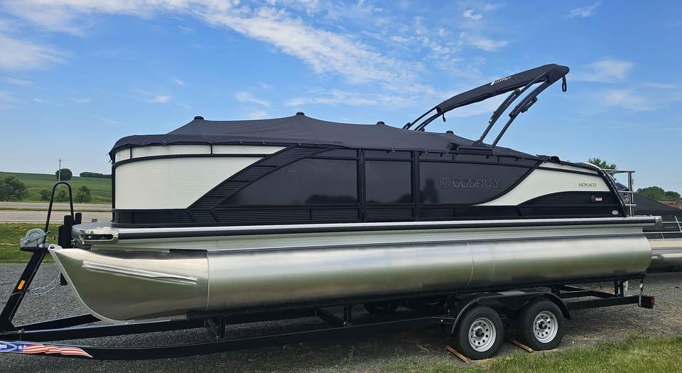 Godfrey Monaco 235 Single Flip Lounge