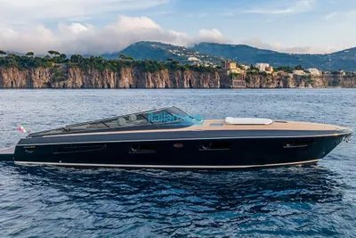 2024 Itama 62
