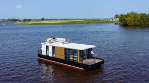 2024 HOMESHIP Lotus Navigator 14 Houseboat