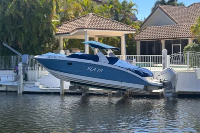 Sea Ray SDX 290 Outboard