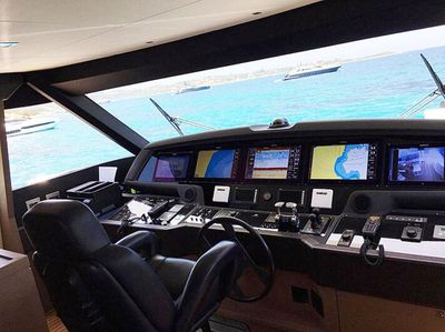Yacht