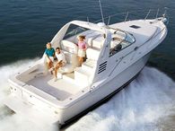 1995 Sea Ray 330 Express Cruiser