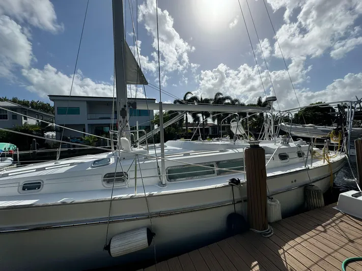 Eos Yacht Photos Pics 