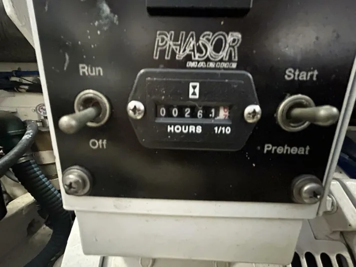 Native Dancer Yacht Photos Pics 