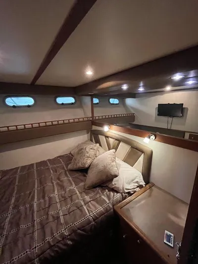 Magna Veritas Yacht Photos Pics 