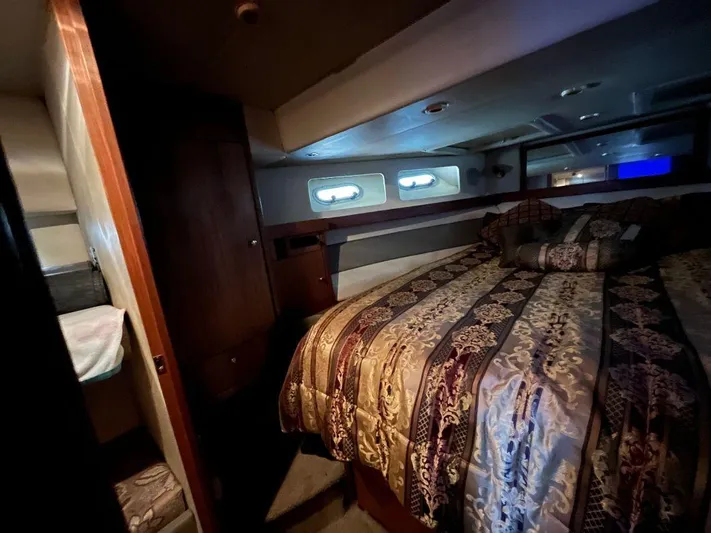 Magna Veritas Yacht Photos Pics 