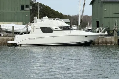 Silverton 35 Convertible