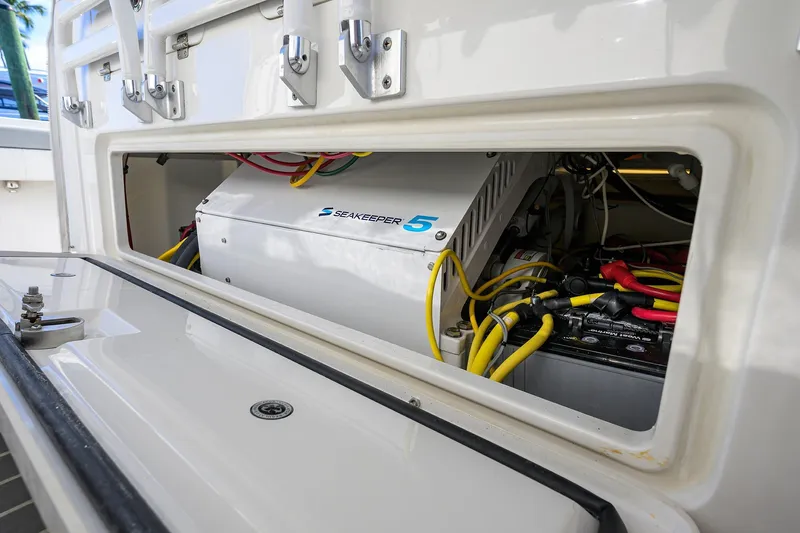 Revelry Yacht Photos Pics 41 Regulator REVELRY -