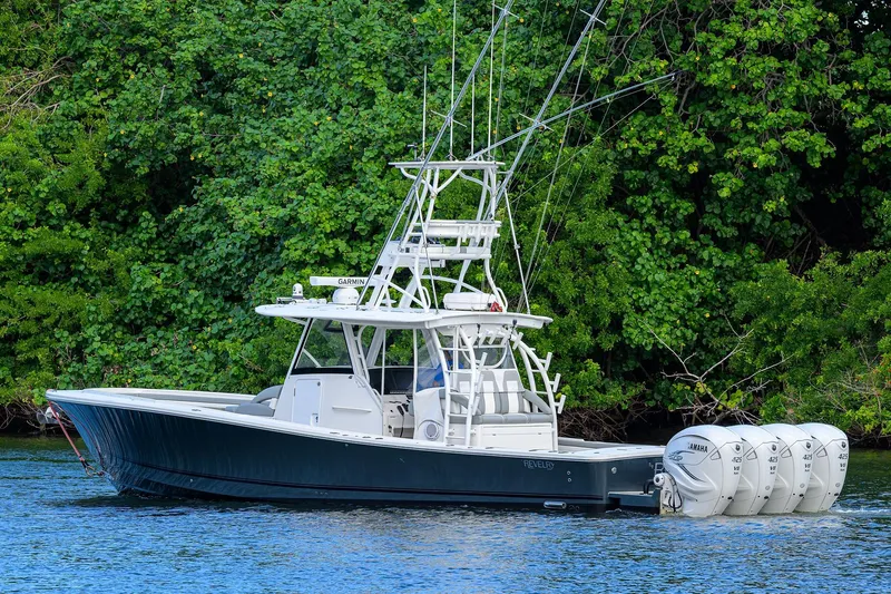 Revelry Yacht Photos Pics 41 Regulator REVELRY - Aft Starboard Profile