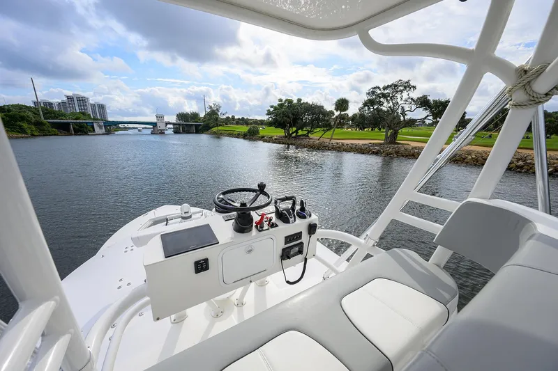 Revelry Yacht Photos Pics 41 Regulator REVELRY - Tower