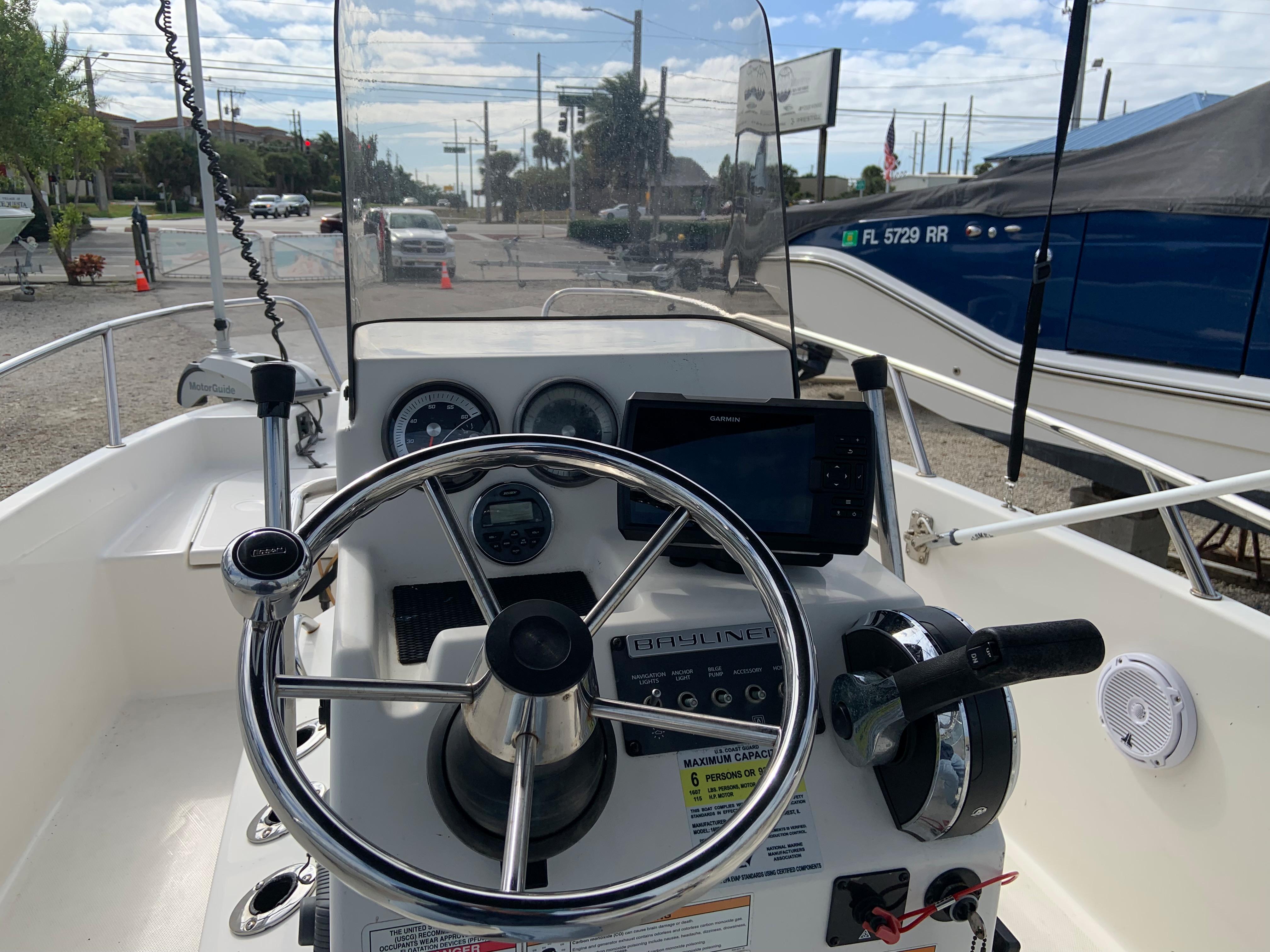 2018 Bayliner Element F18 Center Console for sale - YachtWorld