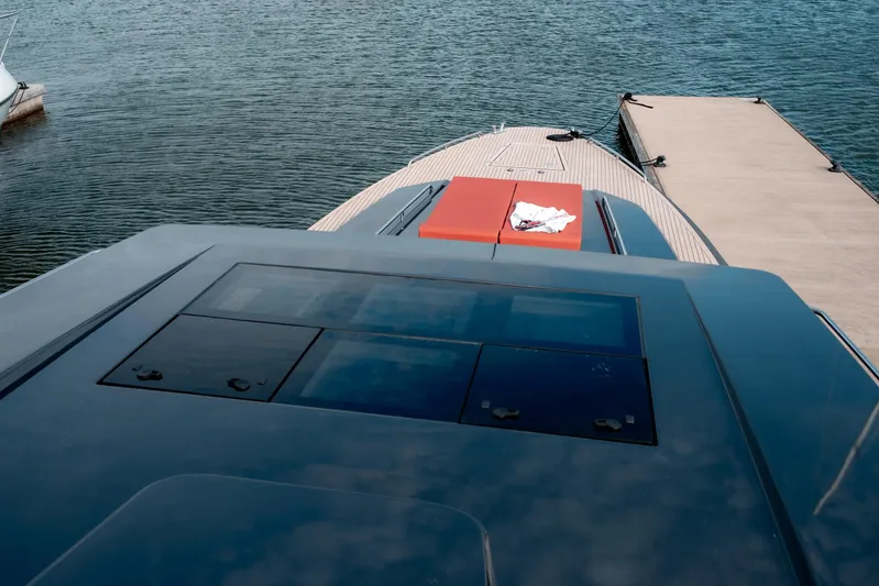 Explorer 1 Yacht Photos Pics Ridas 62