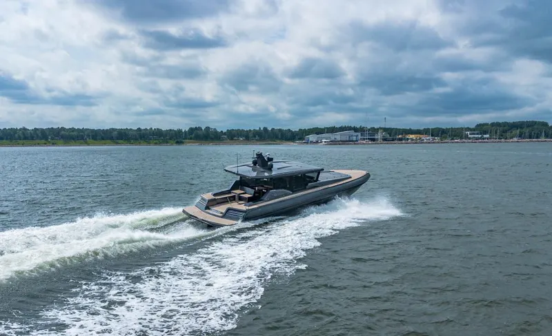 Explorer 1 Yacht Photos Pics 2024 Ridas 62