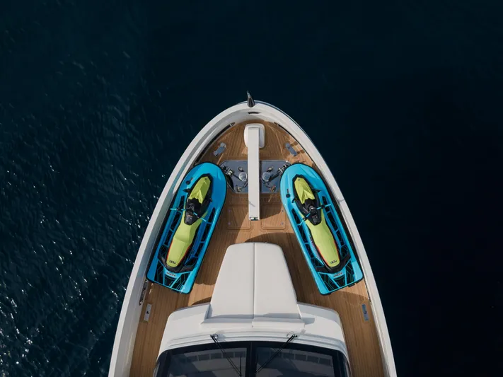 Mini K2 Yacht Photos Pics Top view of 2022 Extra X99 FAST yacht with two kayaks on deck.