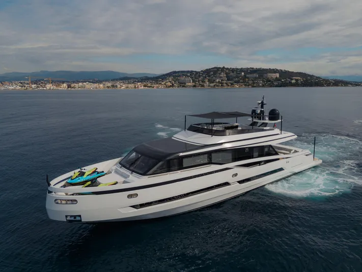 Mini K2 Yacht Photos Pics 