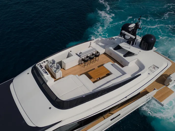 Mini K2 Yacht Photos Pics Luxurious 2022 Extra X99 FAST yacht cruising on blue ocean waters.