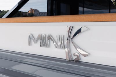 Yacht