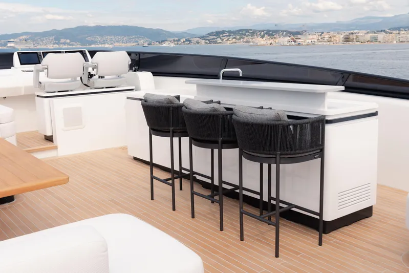 Mini K2 Yacht Photos Pics 