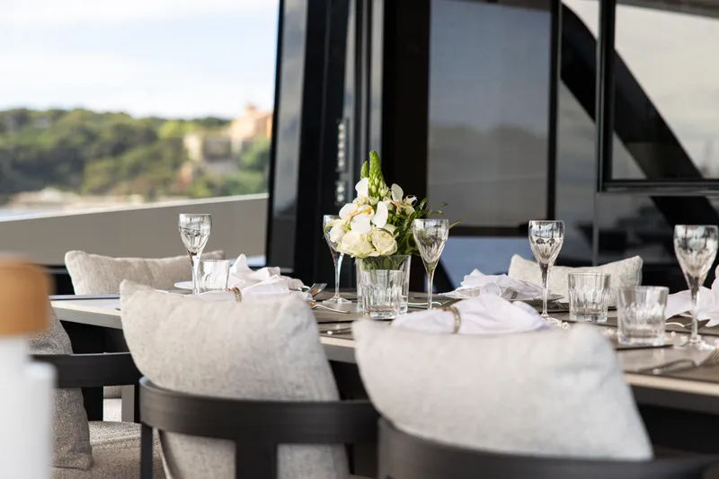 Mini K2 Yacht Photos Pics 