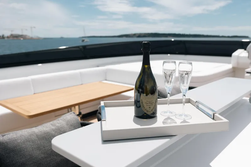 Mini K2 Yacht Photos Pics 