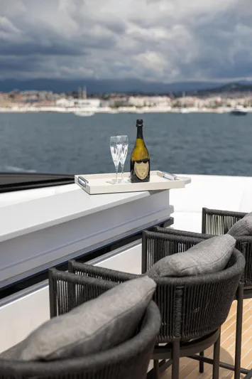 Mini K2 Yacht Photos Pics 