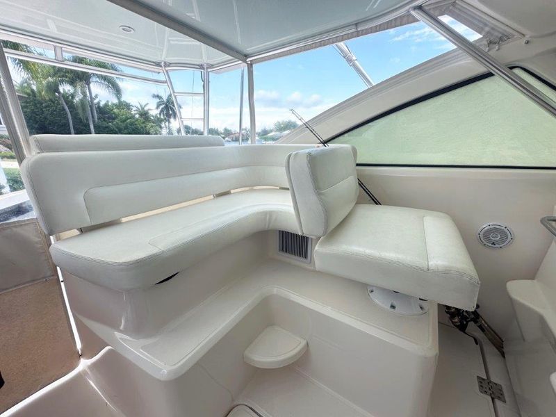 2011 Tiara Yachts 43 Open