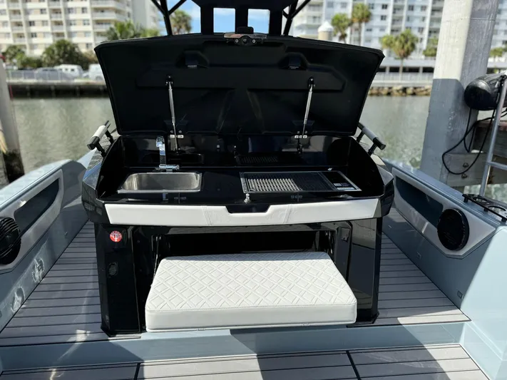  Yacht Photos Pics 2025 Ranieri CAYMAN 38.0 EXECUTIVE boat with open deck kitchen and seating.