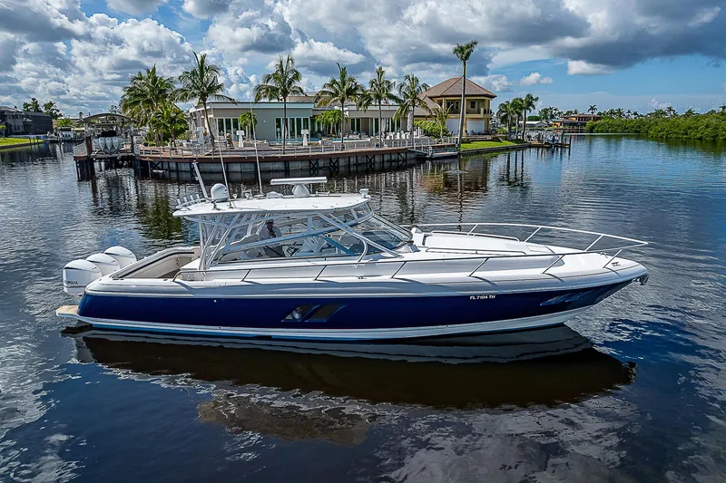 Amiracle Yacht Photos Pics 