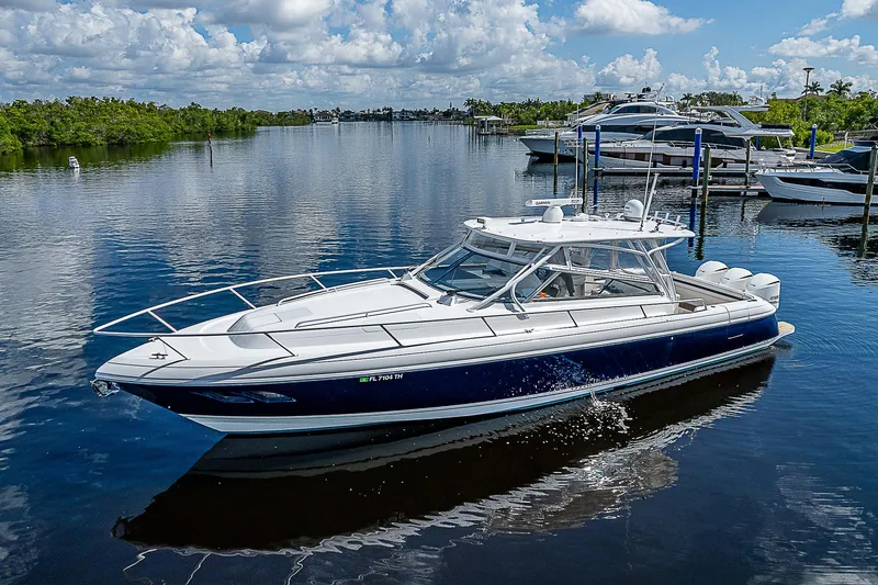 Amiracle Yacht Photos Pics 