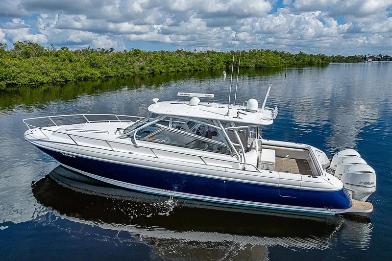 Amiracle Yacht Photos Pics 