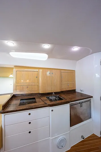 Amiracle Yacht Photos Pics 