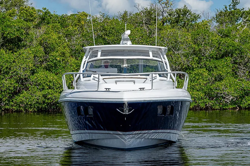 Amiracle Yacht Photos Pics 