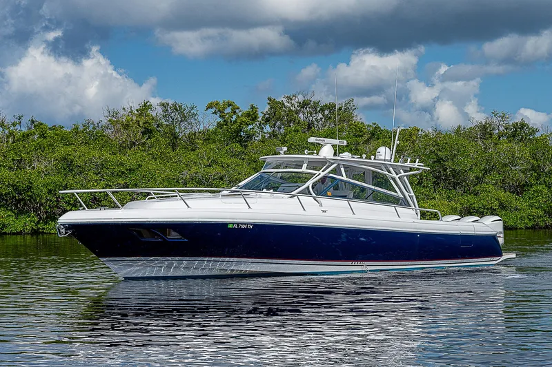 Amiracle Yacht Photos Pics 