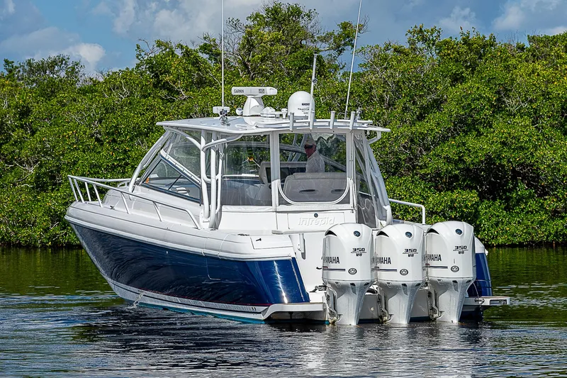 Amiracle Yacht Photos Pics 