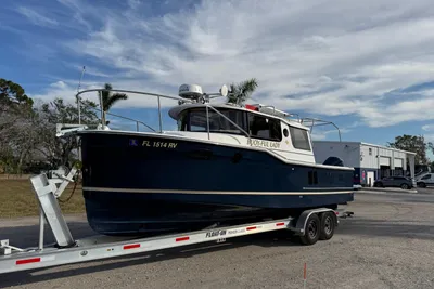 Ranger Tugs R-27
