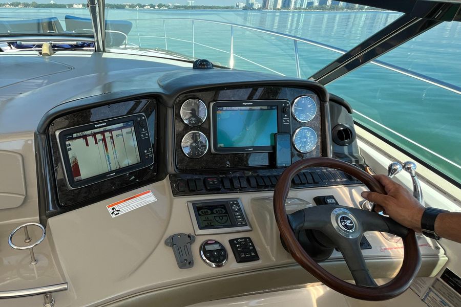 2008 Sea Ray 44 Sundancer