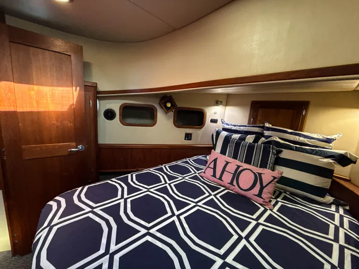 Liberty Call Yacht Photos Pics Stateroom