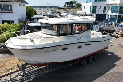 Quicksilver 905 Pilothouse