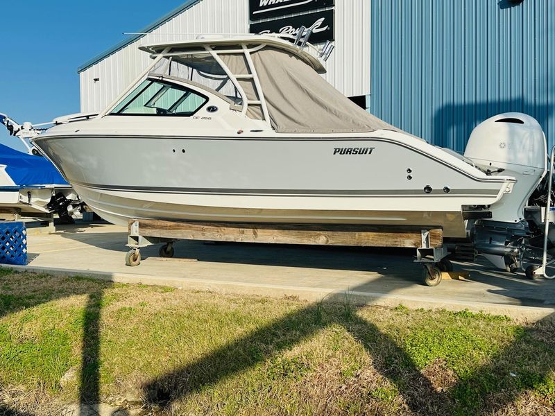 2023 Pursuit DC 266