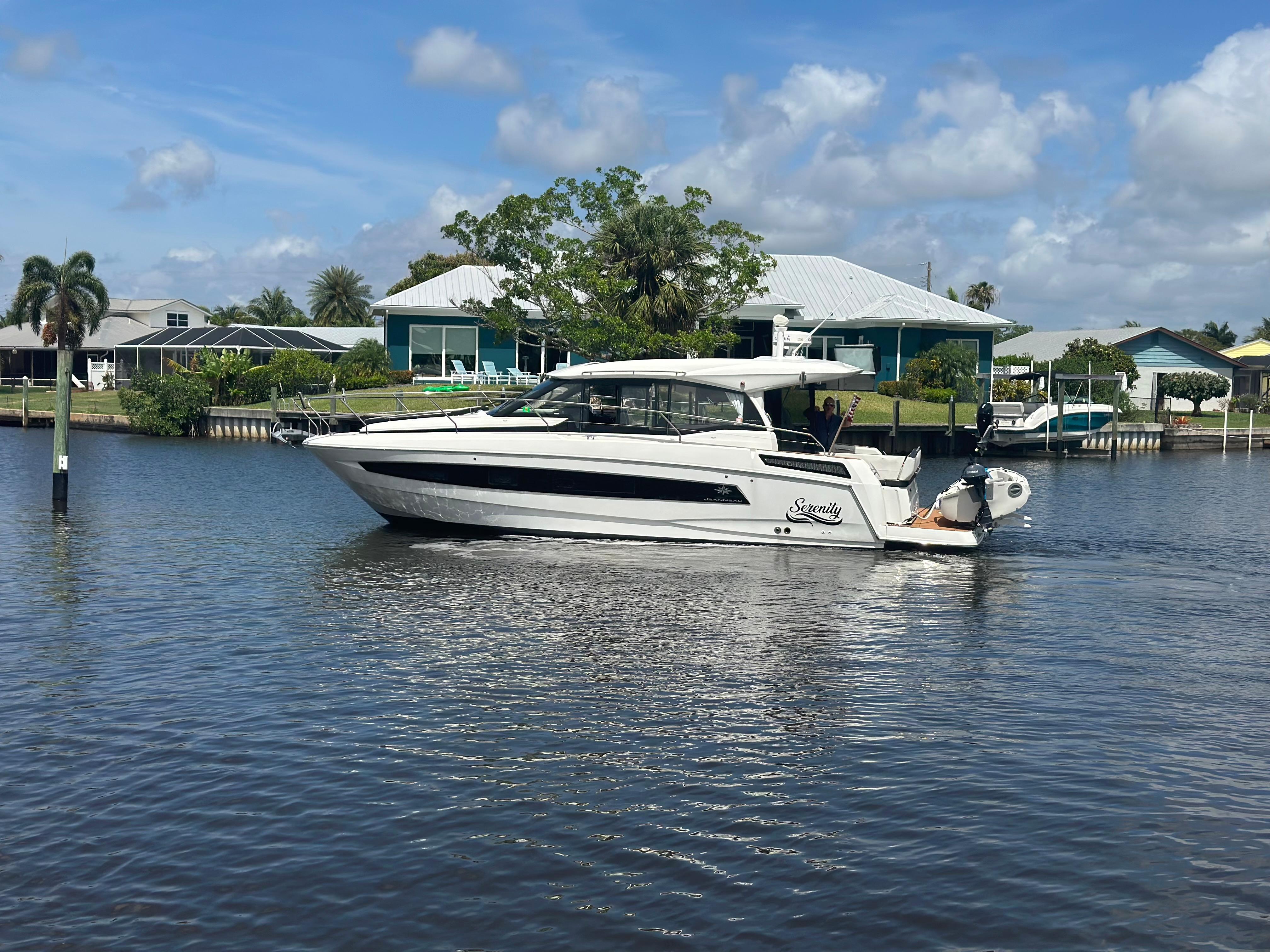 yacht jeanneau 37