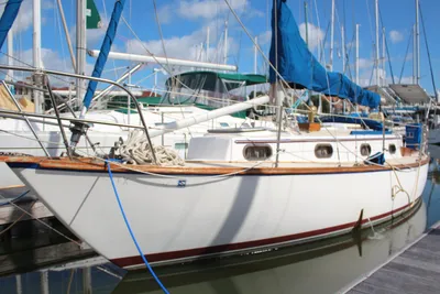 Cape Dory 30 C