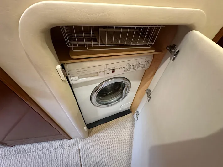 Nauti Lady Yacht Photos Pics 